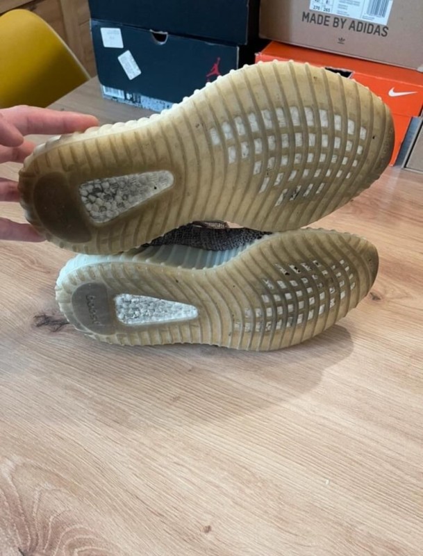 adidas Yeezy Boost 350 V2 Zyon Taille 42,5 2