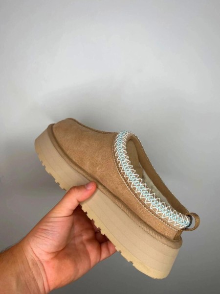 UGG tazz slipper sand Taille 39