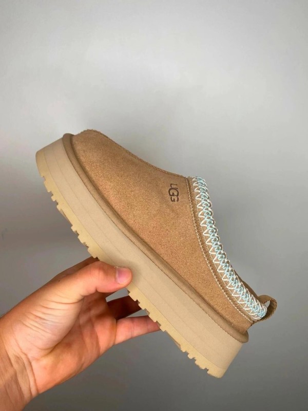 UGG tazz slipper sand Taille 39 2
