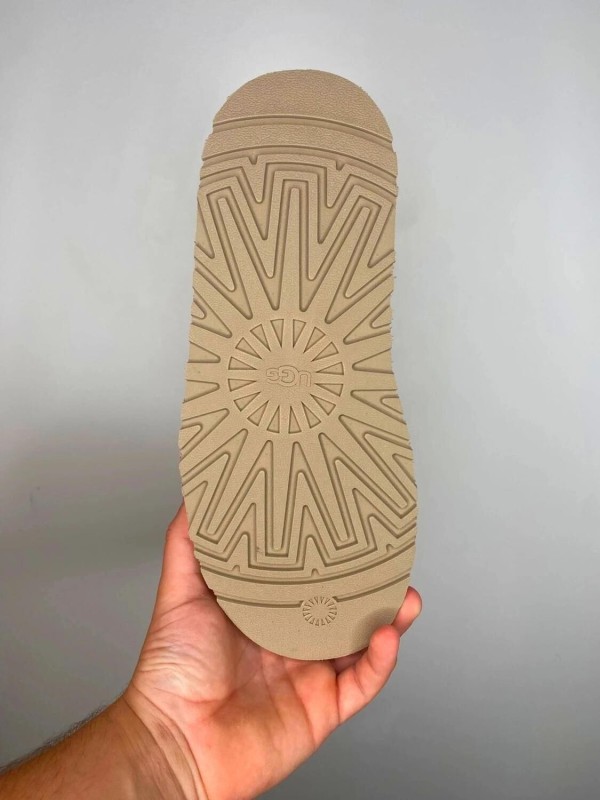 UGG tazz slipper sand Taille 39 2