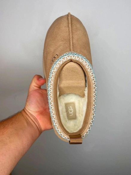 UGG tazz slipper sand Taille 39