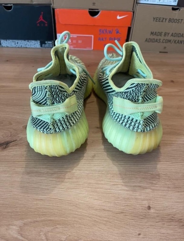 adidas Yeezy Boost 350 V2 Yeezreel Taille 42,5 2