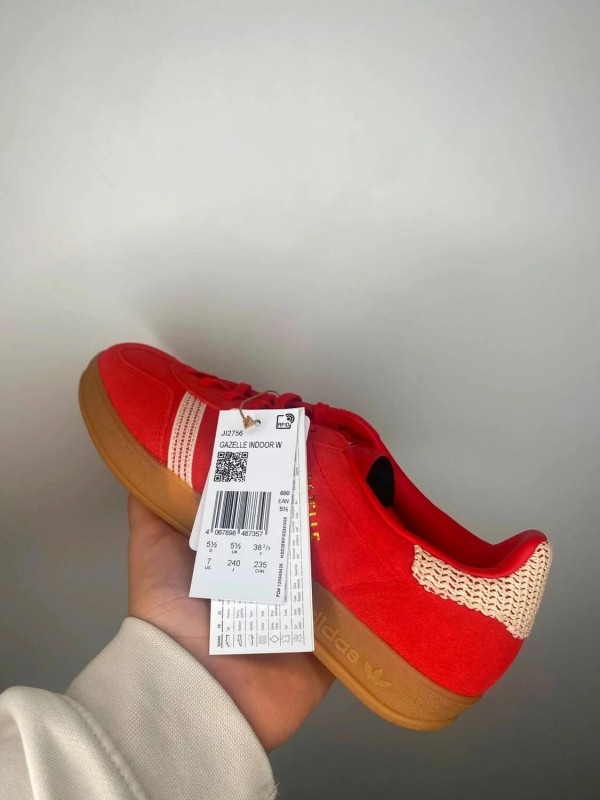 Adidas gazelle indoor better scarlet wonder white gum (rouge) 2