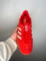 Adidas gazelle indoor W better scarlet wonder white gum