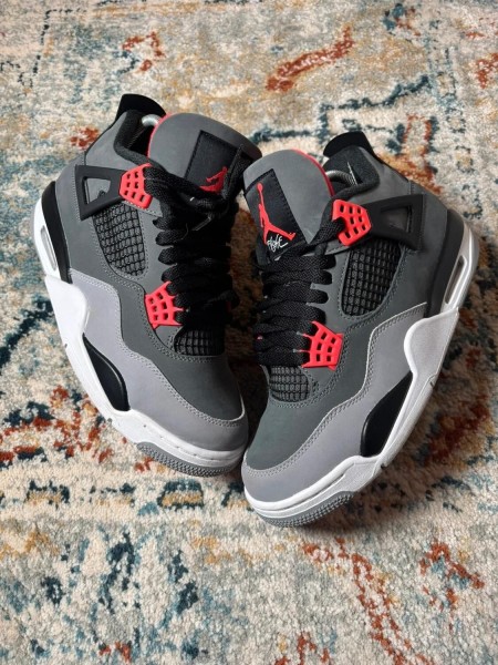 Air Jordan 4 Retro Infrared