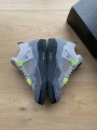 air jordan 4 retro se neon