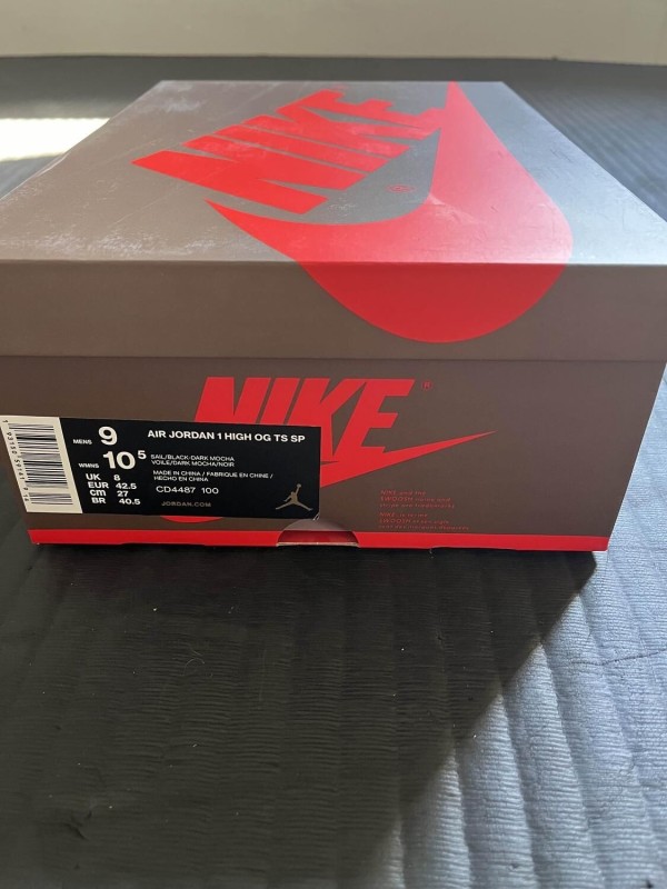 Jordan 1 Retro High OG SP Travis Scott Mocha 2