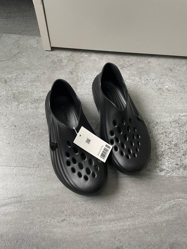 Nike ReactX Rejuven8 Triple Black 2