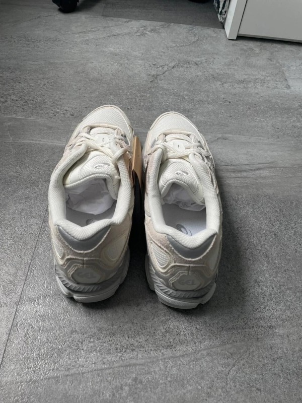 Asics Gel NYC Cream Cloud Grey Beige 2