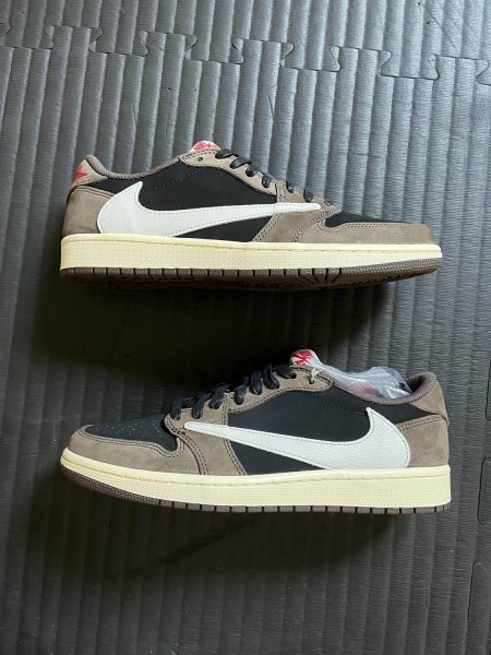 Jordan 1 Retro Low OG SP Travis Scott Mocha