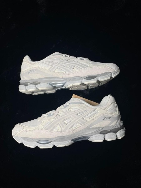 Asics Gel Nyc Cream Cloud Grey 45 Neuf