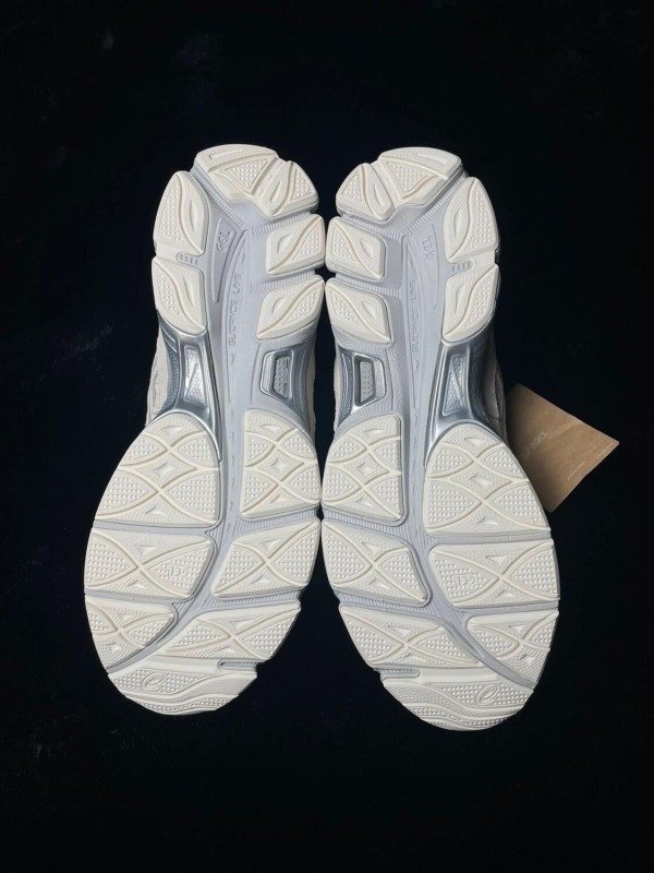 Asics Gel Nyc Cream Cloud Grey 45 Neuf 2