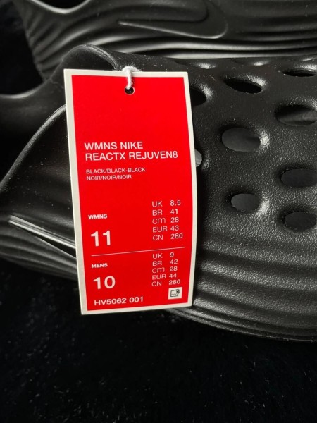 Nike ReactX Rejuven8 Triple Black 43 Neuf