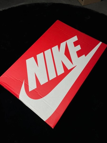 Nike ReactX Rejuven8 Triple Black 43 Neuf