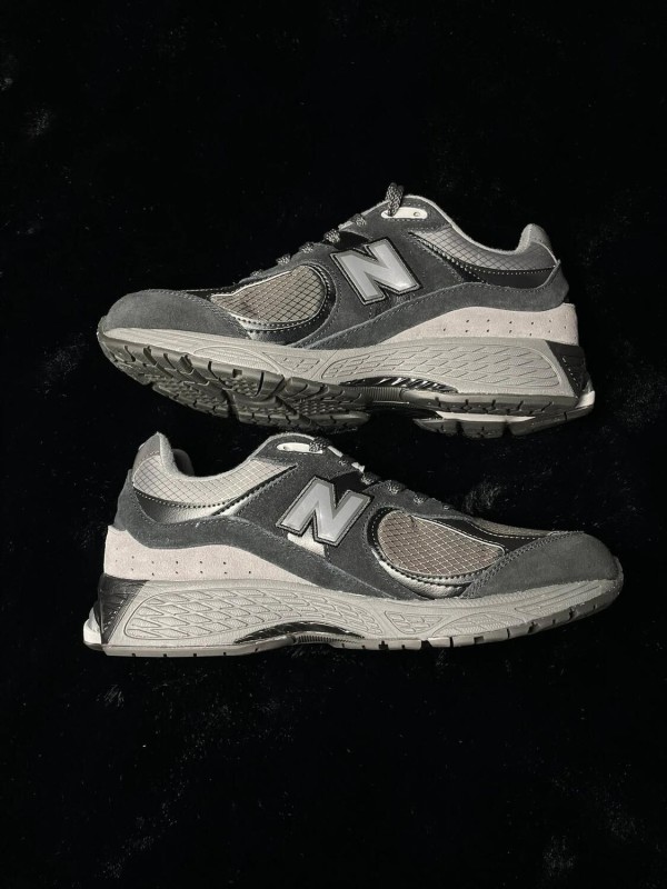 New balance 2002R Ripstop Black 43 Neuf 2