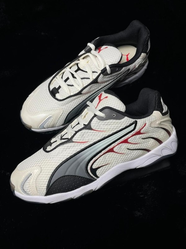 Puma Inhale Warm White For All Time Red 39 Neuf