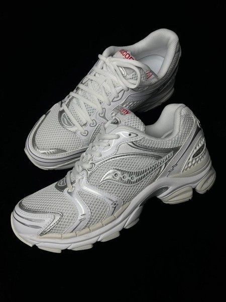 Saucony ProGrid Omni 9 White Silver Grey 40,5 Neuf