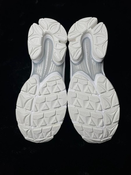 Saucony ProGrid Omni 9 White Silver Grey 40,5 Neuf