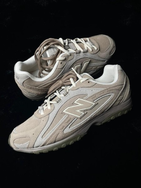 New balance 204L Mushroom Arid Stone Taille 43 Neuf