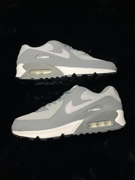 Nike air max 90 Cool Grey Taille 41 Neuf