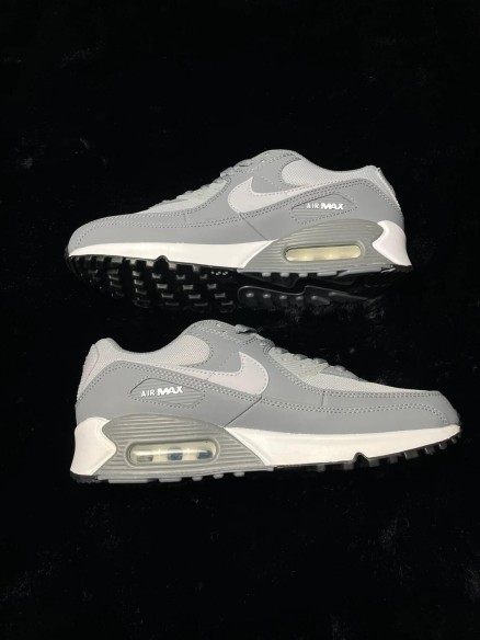 Nike air max 90 Cool Grey Taille 41 Neuf