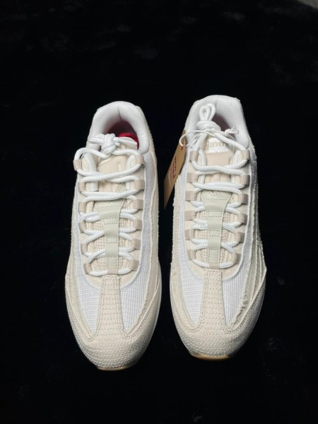 Nike Air Max 95 OG Levis Light Orewood Brown Taille 44,5 Neuf