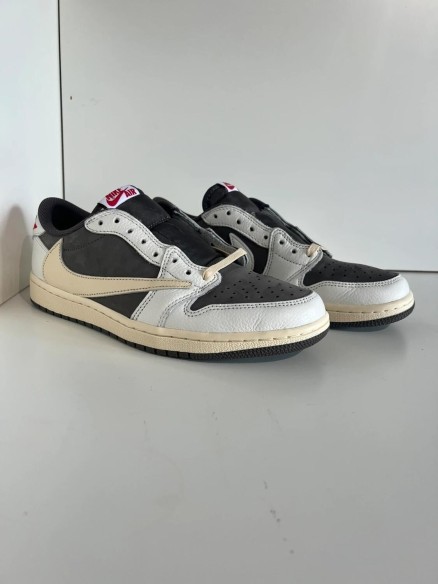 Nike Air Jordan 1 low Travis Scott Reverse Mocha