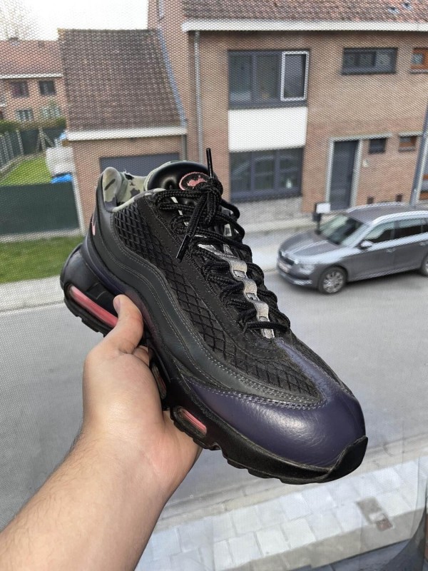 Air Max 95 corteiz pink 2