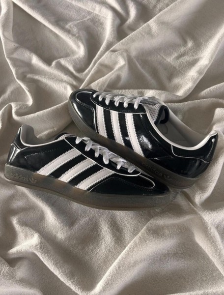 adidas gazelle scarlet core black white brillant patent