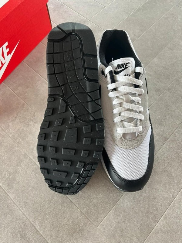 Nike Air Max 1 essential black pure platinum white grey 2