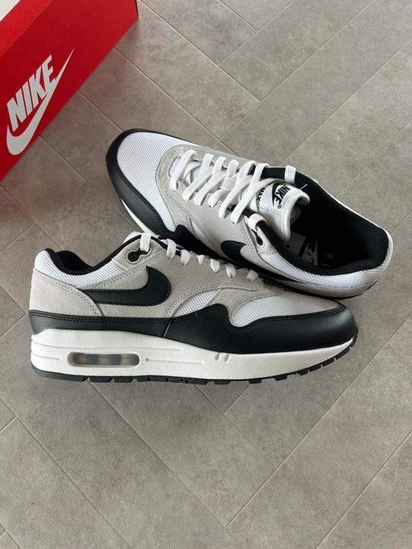 Nike air max 1 essential black pure platinum white grey 2