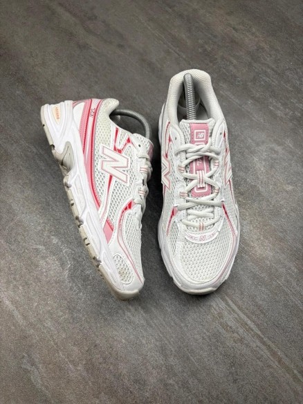 New balance 740 pink - taille 39