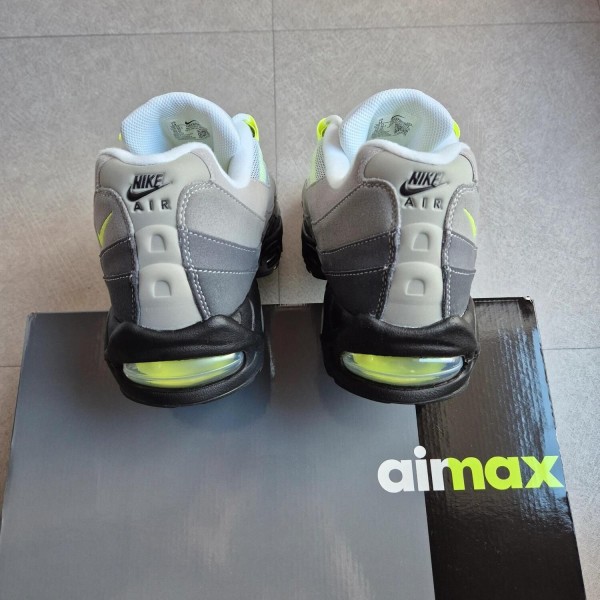 Air Max 95 OG "Neon"