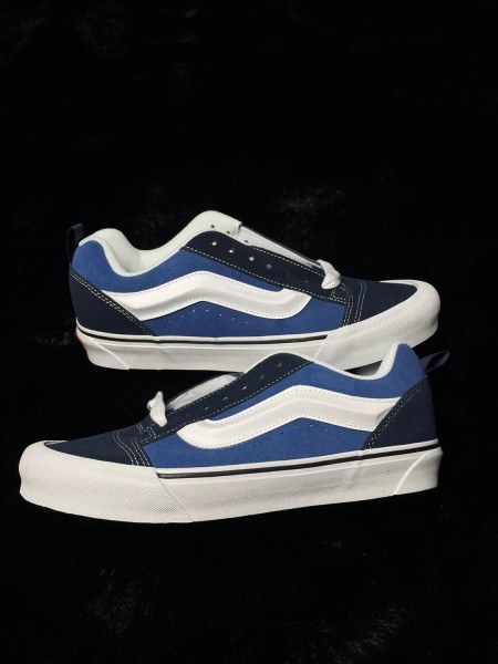 Vans Knu skool navy white taille 42,5 neuf
