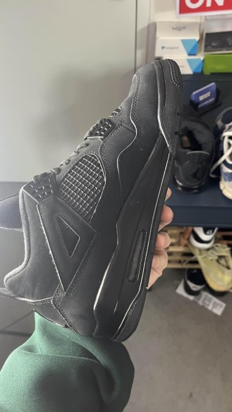 Jordan 4 black cat