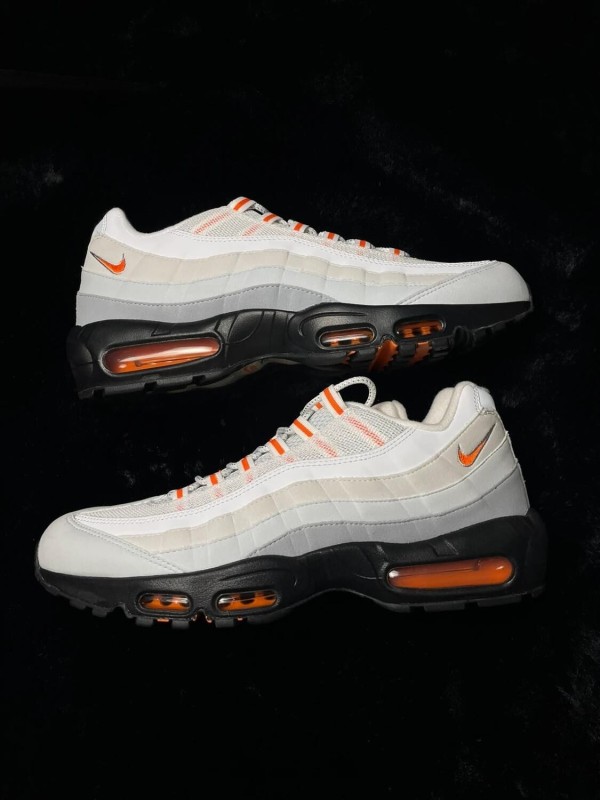 Nike air max 95 wolf grey safety orange pure platinum taille 46 neuf 2