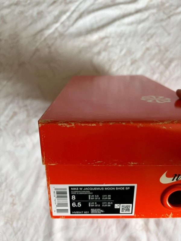 Chaussure Nike Moon SP Jacquemus Aluminium Rose 2