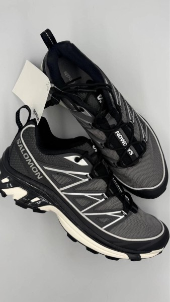 Salomon XT-6 black and white/ noir et blanc - 40
