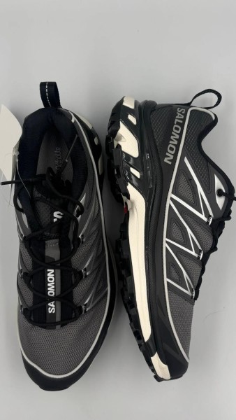 Salomon XT-6 black and white/ noir et blanc - 40
