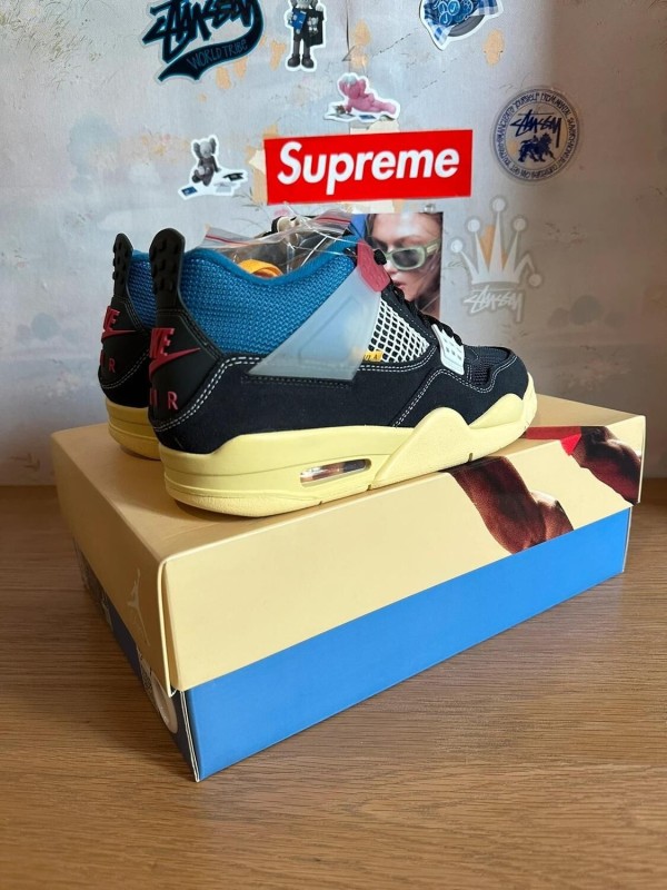 Jordan 4 Union off noir 2