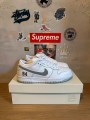 Nike dunk low supreme 94 white / blanc