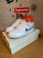 Nike dunk low supreme 94 white / blanc