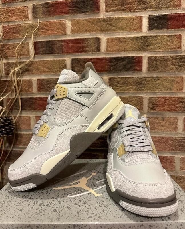 Jordan 4 Craft Photon Dust 2