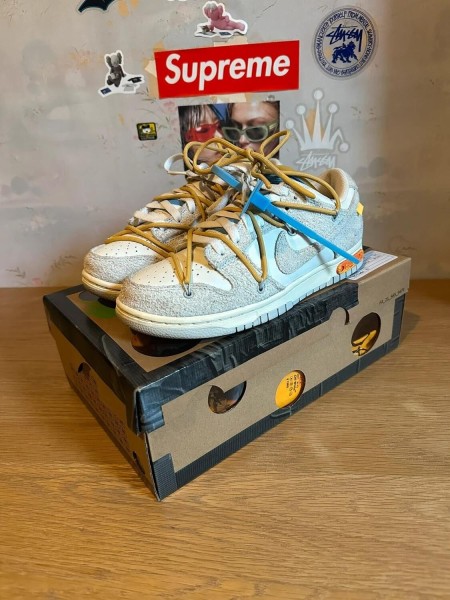 Nike Dunk Low lot 34