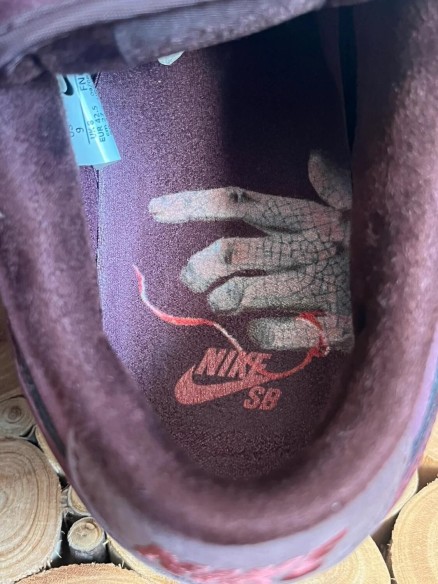 Nike dunk low sb city of love bordeaux