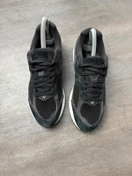 New balance 2002r black - taille 36