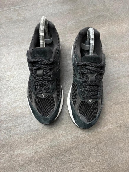 New balance 2002r black - taille 36