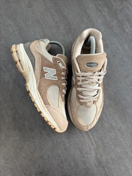 New balance 2002r brown - taille 37,5