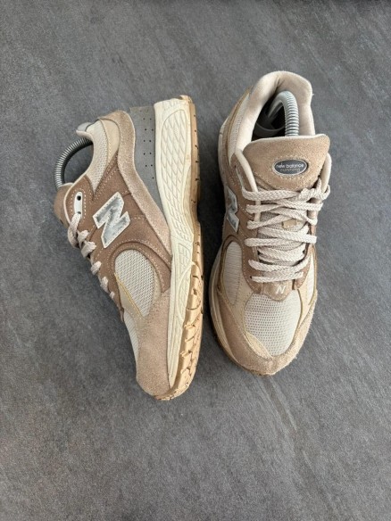 New balance 2002r brown - taille 37,5