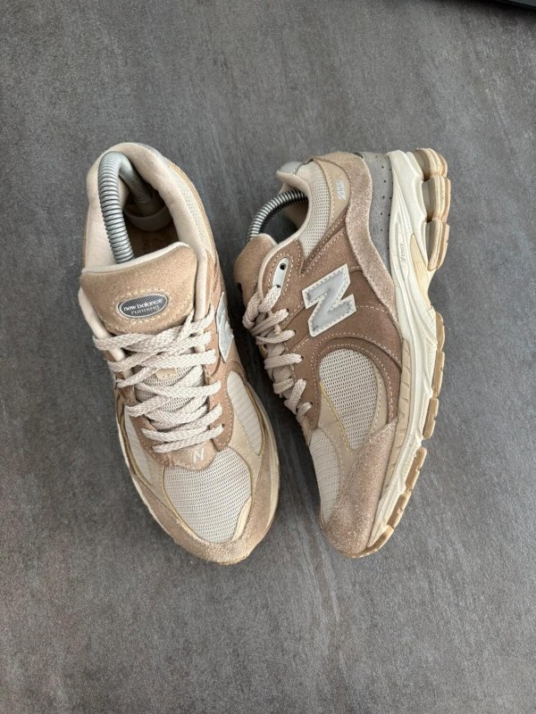 New balance 2002r brown - taille 37,5 2